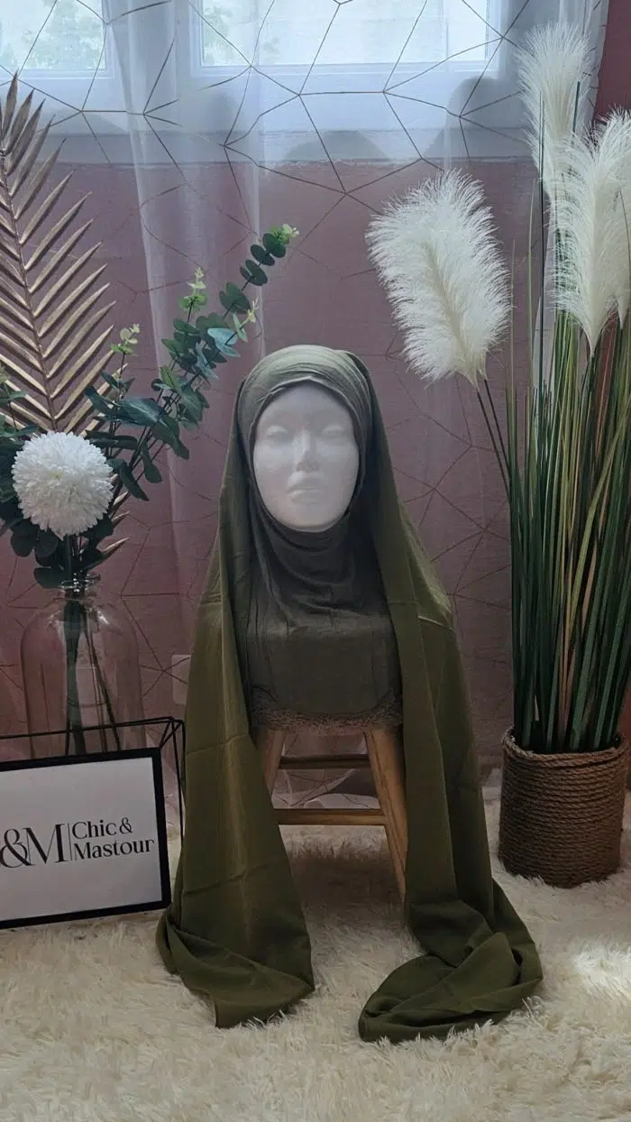 hijab cagoule en soie de Médine kaki face