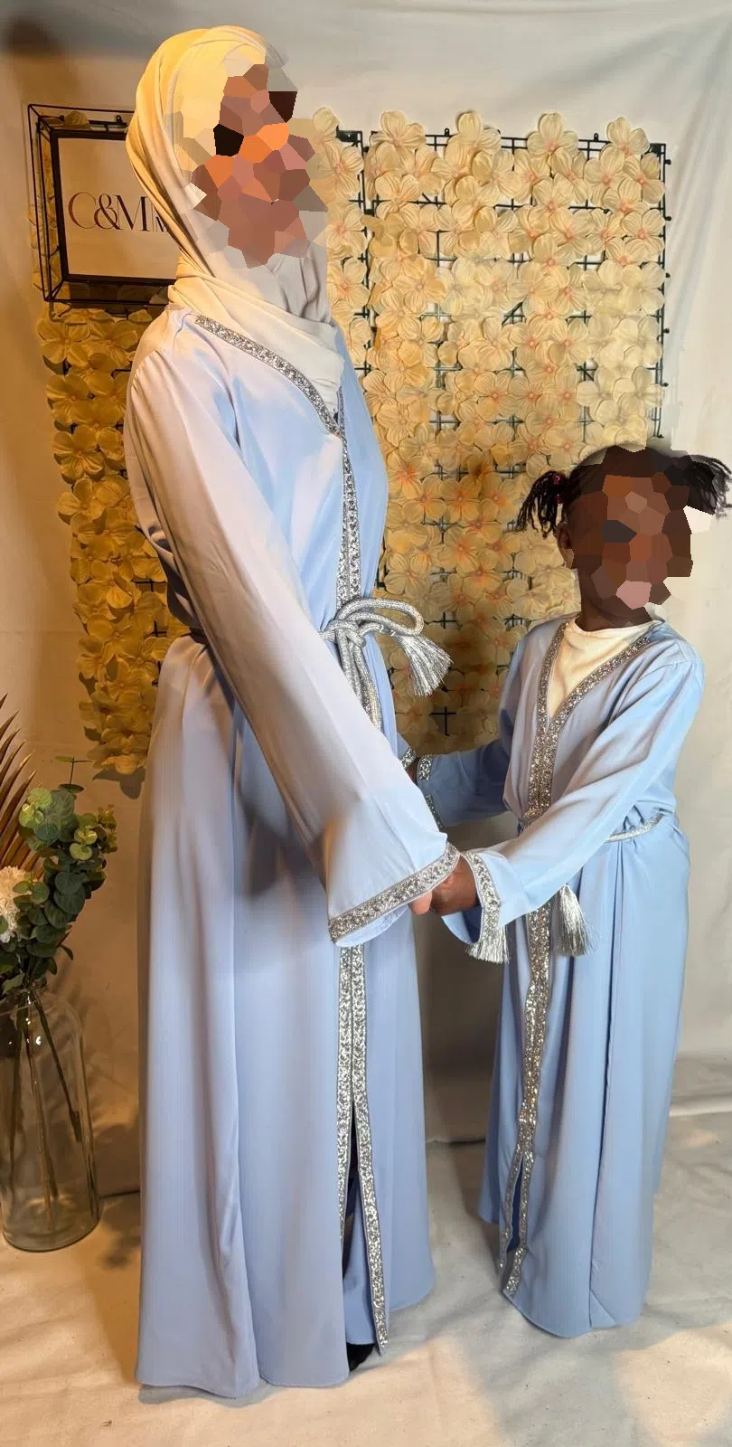 Abaya Aid à Strass Bleu Ciel Femme et enfant
