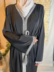 Détail Abaya Aid à Strass Noir